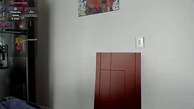 Simply Zoe   online show from 12.05.25