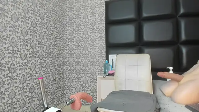 mature dollyy online show from 04.22.26