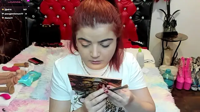 Anasunshine12 online show from 01.17.25