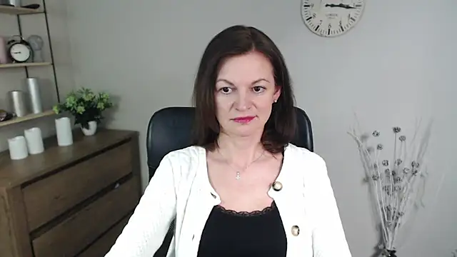 VivianWILD online show from 01.16.25