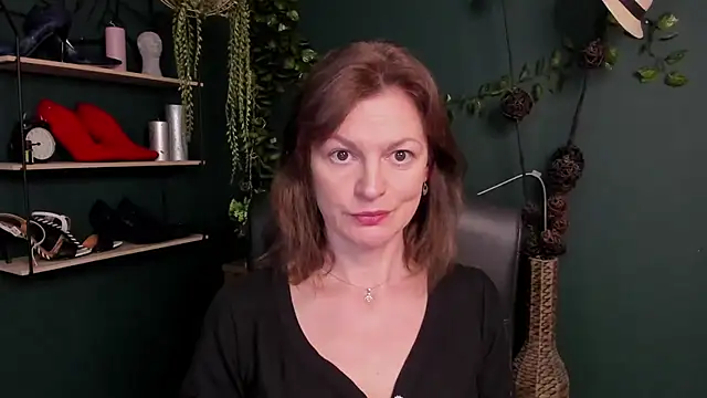 VivianWILD online show from 03.10.25