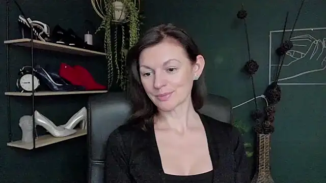 VivianWILD online show from 03.18.25