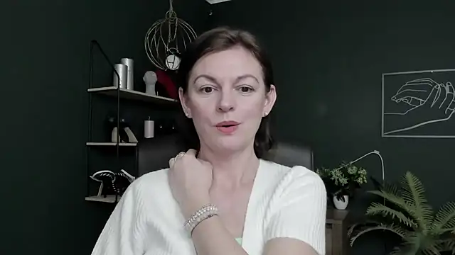 VivianWILD online show from 05.29.26