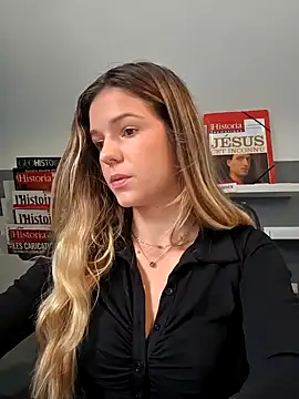 lucie mehott online show from 10.03.25