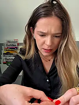 lucie mehott online show from 11.18.25