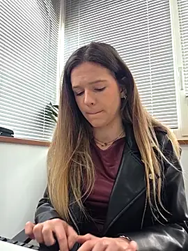 lucie mehott online show from 03.16.26