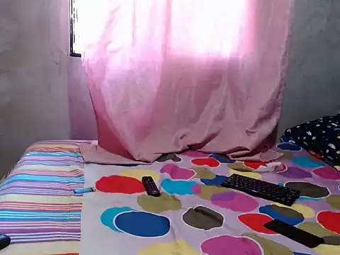 Giselabrunette25 online show from 05.22.26
