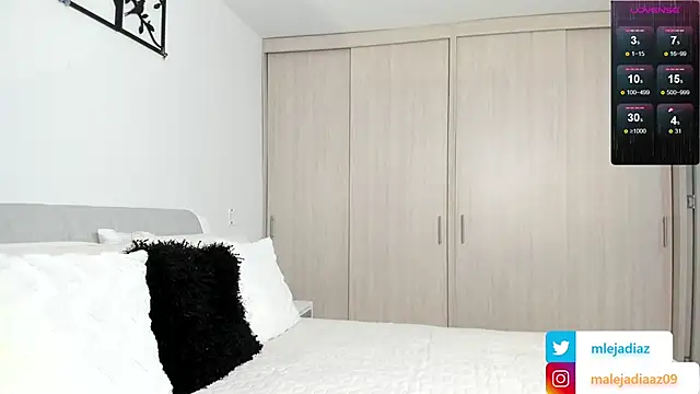 Snapshot of MalejaDiaz_ chatting on 01.10.25 MalejaDiaz online show from 01.10.25