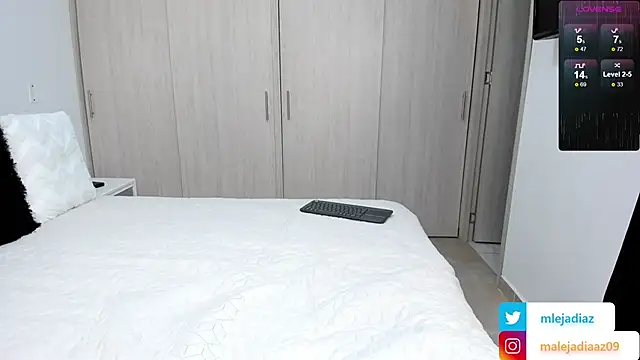 Snapshot of MalejaDiaz_ chatting on 01.24.25 MalejaDiaz online show from 01.24.25