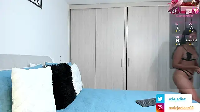 Snapshot of MalejaDiaz_ chatting on 02.13.25 MalejaDiaz online show from 02.13.25