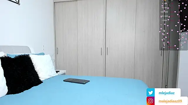 Snapshot of MalejaDiaz_ chatting on 02.18.25 MalejaDiaz online show from 02.18.25