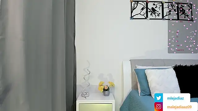 Snapshot of MalejaDiaz_ chatting on 03.08.25 MalejaDiaz online show from 03.08.25