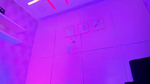 Hilary-banks online show from 01.15.25