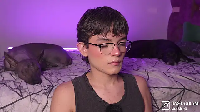 Angelo 018 online show from 11.30.25