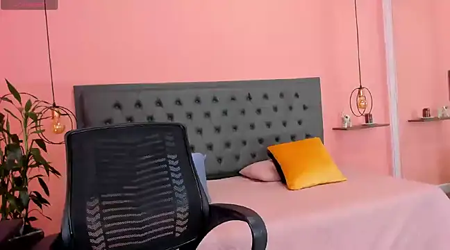 Alana Suares1 online show from 01.28.25