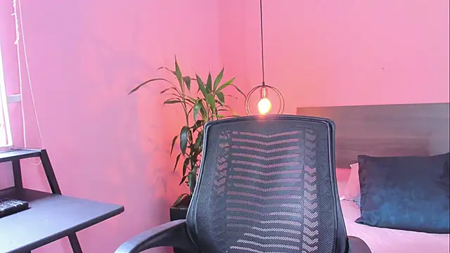 Alana Suares1 online show from 03.15.25