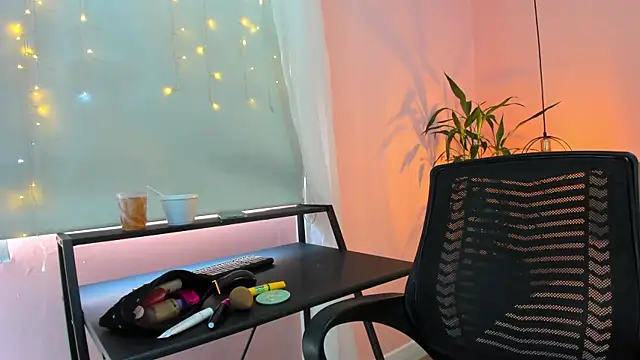 Alana Suares1 online show from 10.03.25