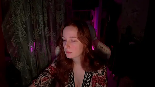 Snapshot of pearl_princess_ chatting on 03.08.26 pearl princess online show from 03.08.26