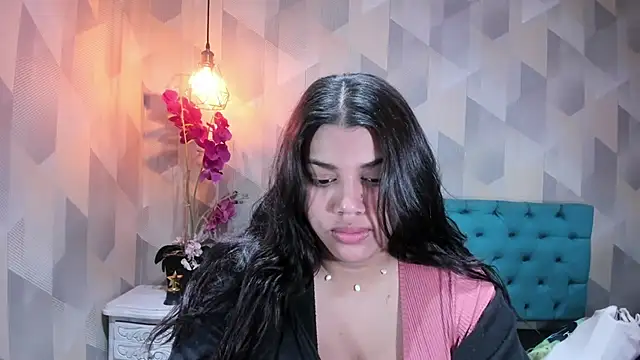 Snapshot of LindaBreeS chatting on 01.10.26 LindaBreeS online show from 01.10.26