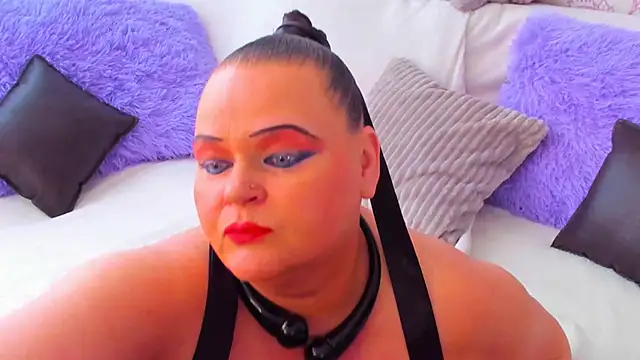 MilanaBiegert online show from 02.17.25