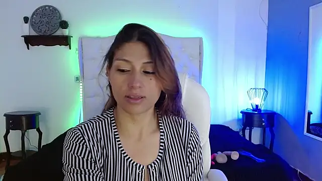 elena detroya online show from 12.23.24