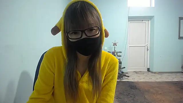 elllaaxx online show from 01.17.25