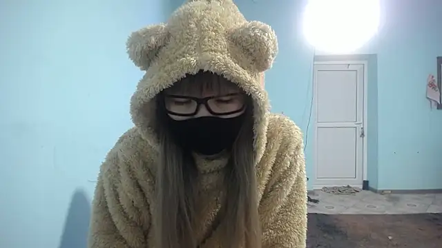 elllaaxx online show from 02.02.25