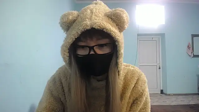 elllaaxx online show from 03.20.25