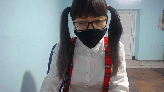 elllaaxx online show from 09.18.25