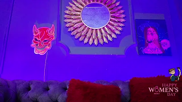 Snapshot of Julieta_Russell chatting on 03.08.25 Julieta Russell online show from 03.08.25