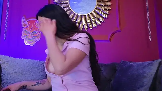 Julieta Russell online show from 02.09.26