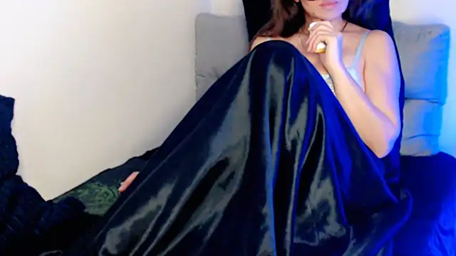 hotmask online show from 12.22.25