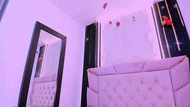 laurem-paulette online show from 03.14.25