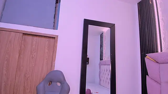 laurem-paulette online show from 10.13.25