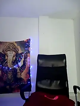 freyadevil333 online show from 02.26.25