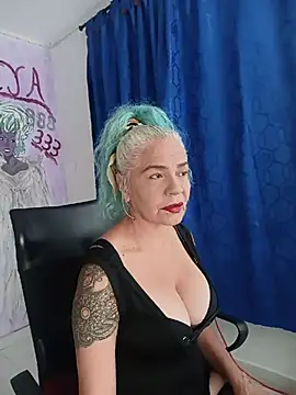 freyadevil333 online show from 05.12.26