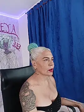 freyadevil333 online show from 05.13.26