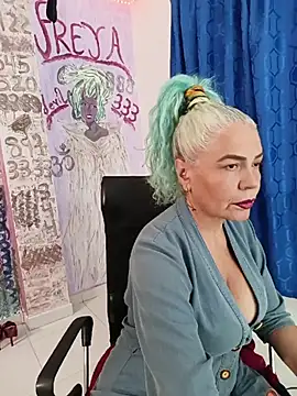 freyadevil333 online show from 05.27.26