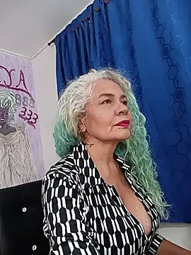 freyadevil333 online show from 07.17.26