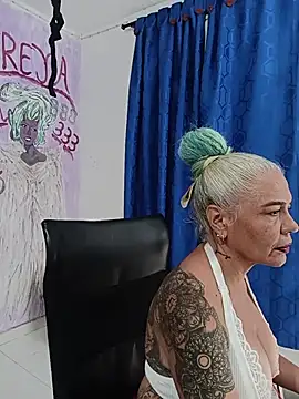 freyadevil333 online show from 07.31.26