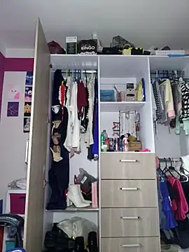 Angela hank2 online show from 11.28.25