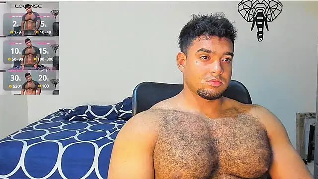 Snapshot of Big_furry_bear13 chatting on 12.13.24 Big furry bear13 online show from 12.13.24