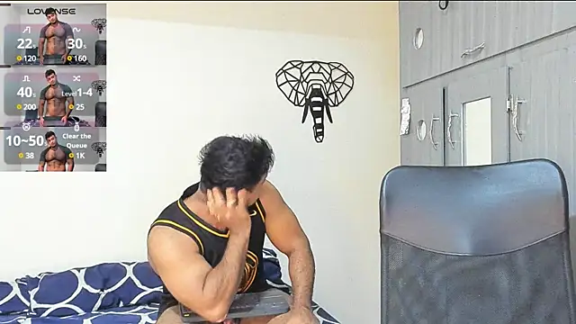 Snapshot of Big_furry_bear13 chatting on 12.18.24 Big furry bear13 online show from 12.18.24