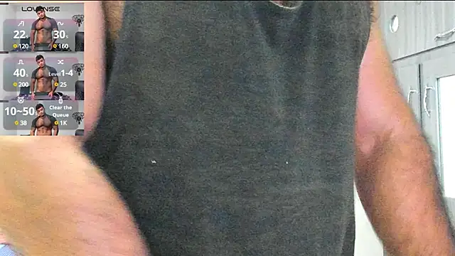 Snapshot of Big_furry_bear13 chatting on 12.20.24 Big furry bear13 online show from 12.20.24