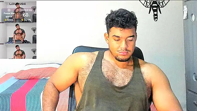 Snapshot of Big_furry_bear13 chatting on 12.20.24 Big furry bear13 online show from 12.20.24