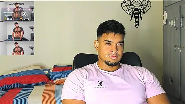 Snapshot of Big_furry_bear13 chatting on 12.22.24 Big furry bear13 online show from 12.22.24