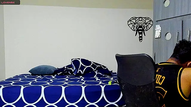 Snapshot of Big_furry_bear13 chatting on 02.26.25 Big furry bear13 online show from 02.26.25