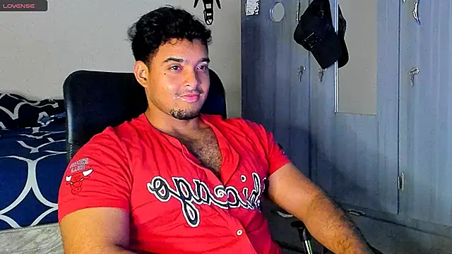 Snapshot of Big_furry_bear13 chatting on 03.06.25 Big furry bear13 online show from 03.06.25