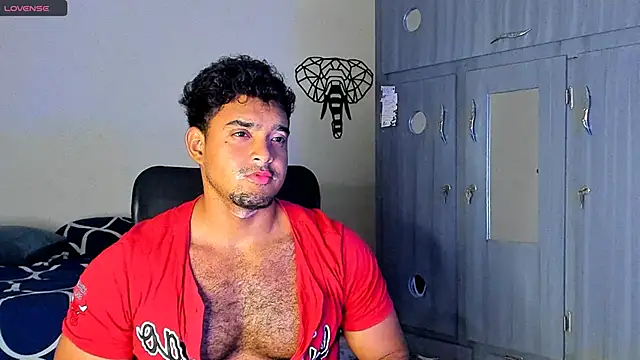 Snapshot of Big_furry_bear13 chatting on 03.06.25 Big furry bear13 online show from 03.06.25