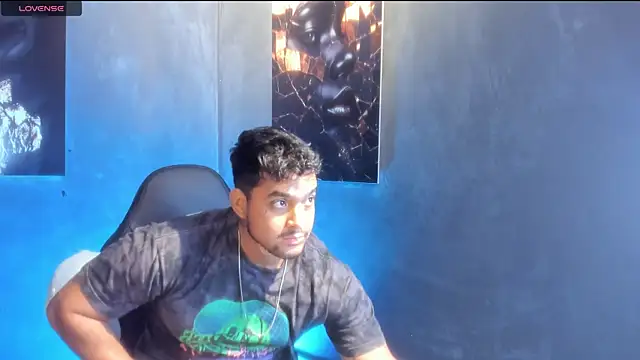 Snapshot of Big_furry_bear13 chatting on 09.28.25 Big furry bear13 online show from 09.28.25